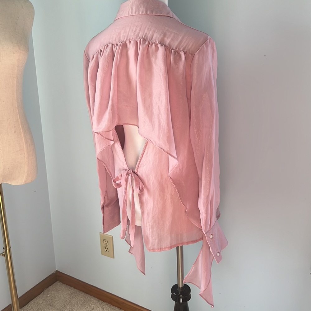 Pink blouse with very cute back unique style